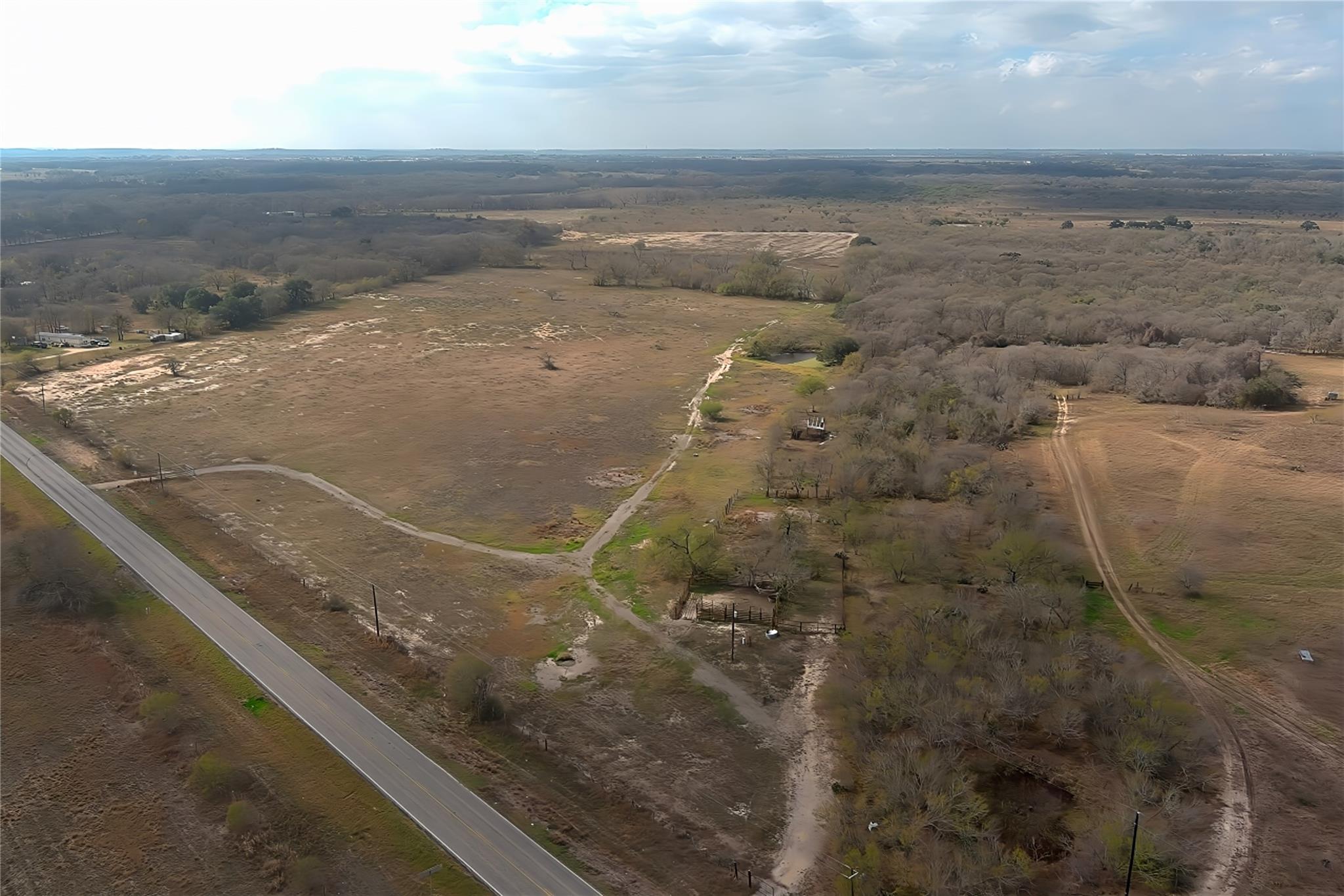 9411 Fm 86 Highway Lockhart TX 78644