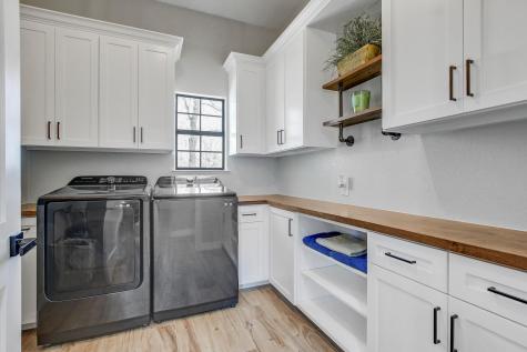 142 Anderson Drive Red Rock TX 78662