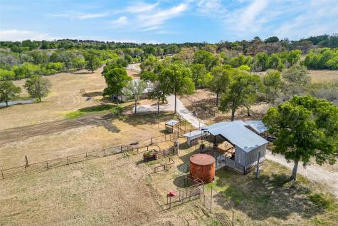 1077 Burdette Wells Road Lockhart TX 78644