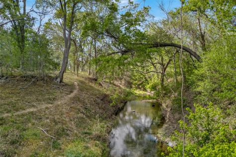 1077 Burdette Wells Road Lockhart TX 78644