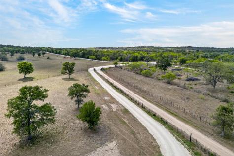 1077 Burdette Wells Road Lockhart TX 78644