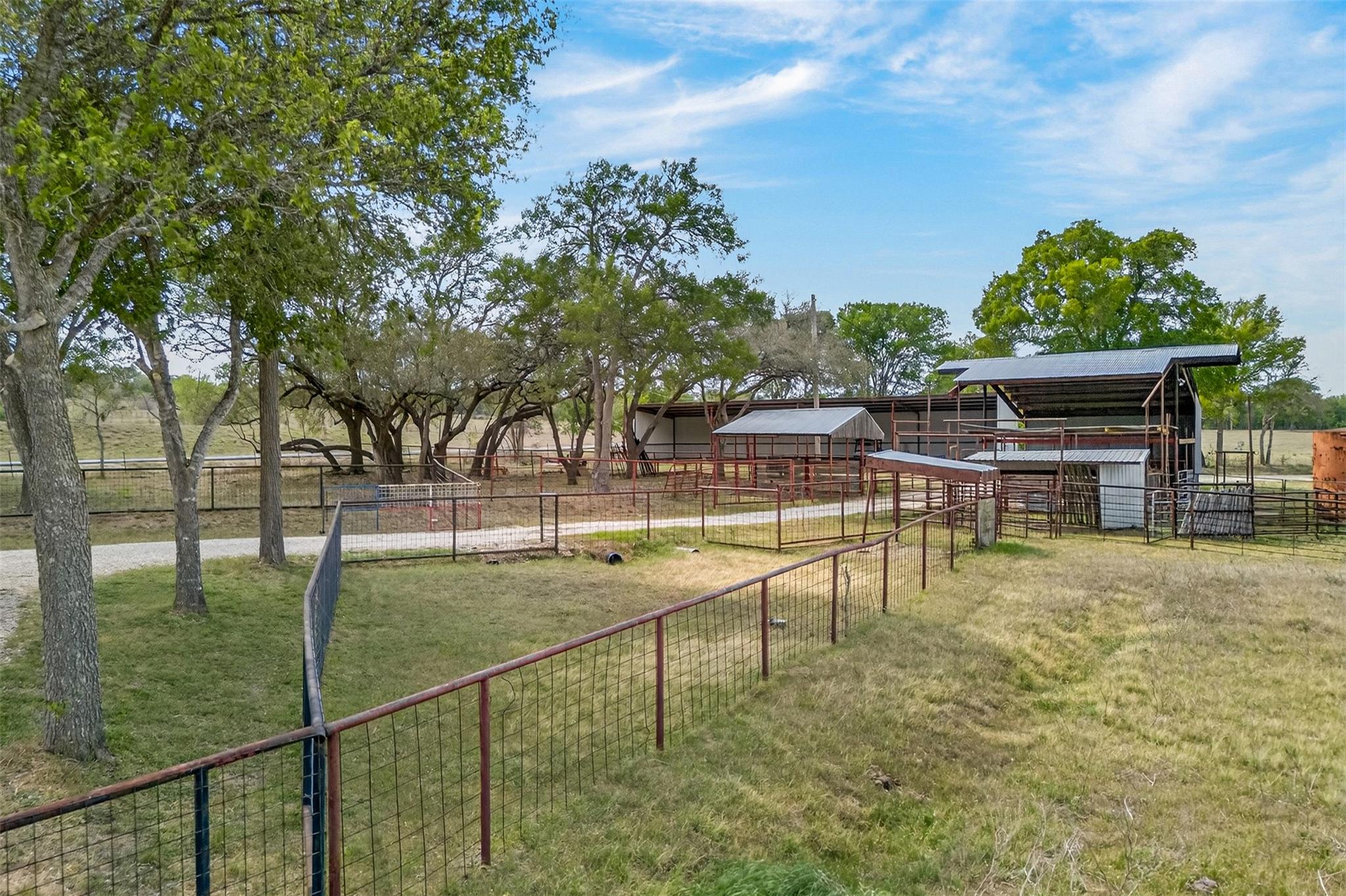 1077 Burdette Wells Road Lockhart TX 78644
