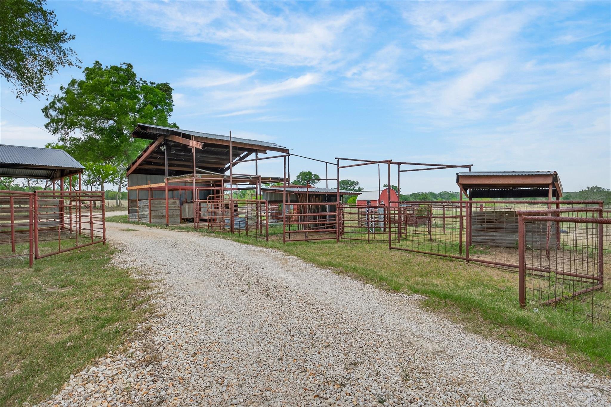 1077 Burdette Wells Road Lockhart TX 78644