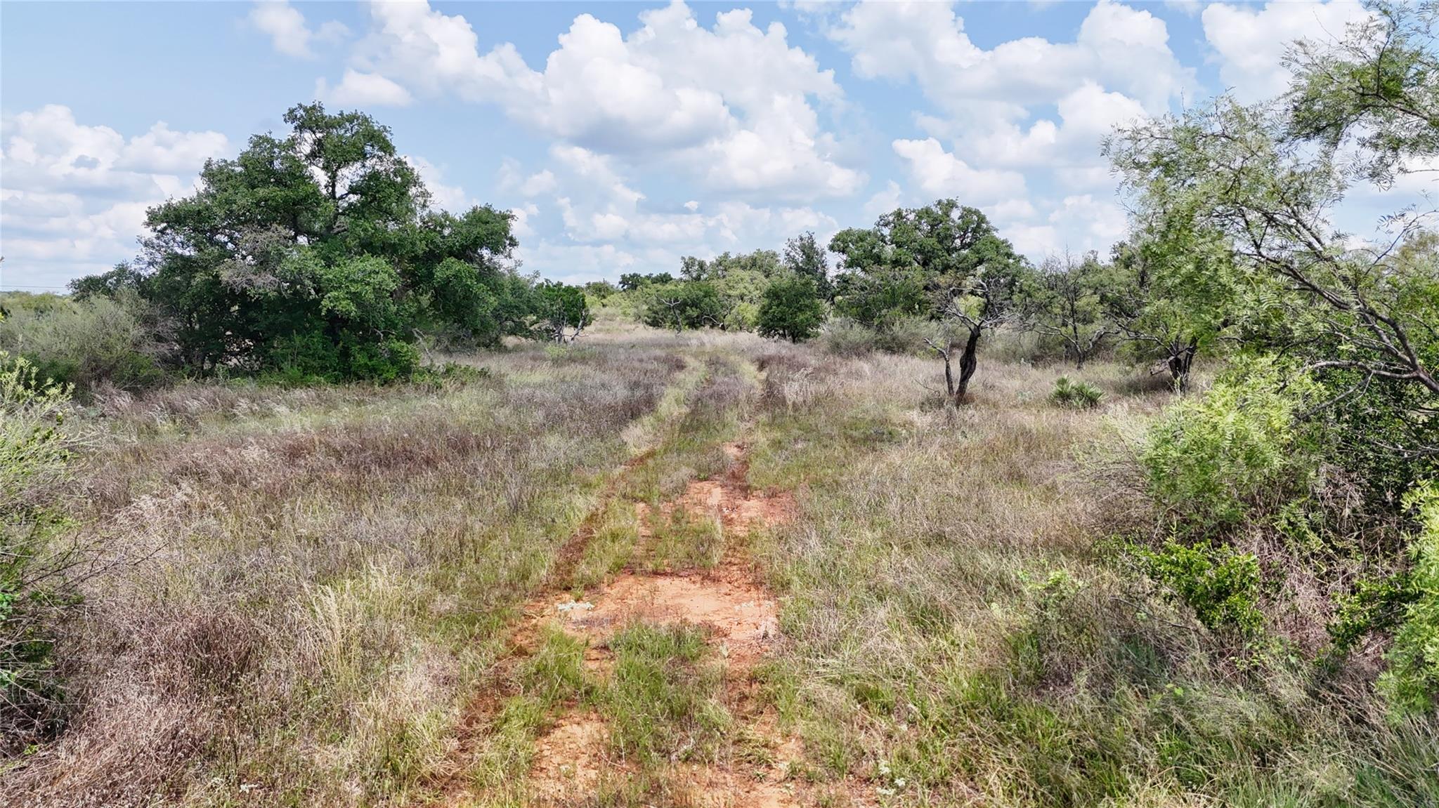 00 Cr 103 Llano TX 78643