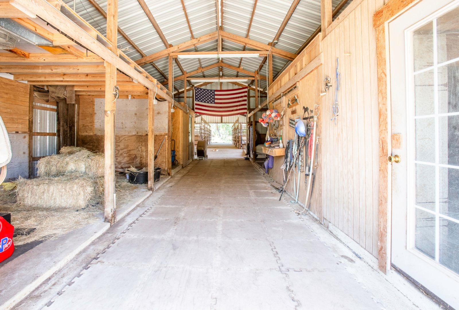 2010 County Road 233 Florence TX 76527