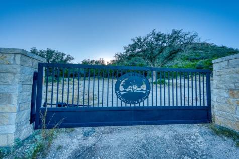 32901 Texas Highway 55 Uvalde TX 78801