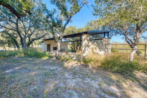 32901 Texas Highway 55 Uvalde TX 78801