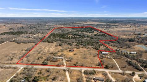 5066 Fm 535 Cedar Creek TX 78612