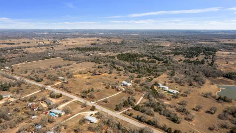 5066 Fm 535 Cedar Creek TX 78612