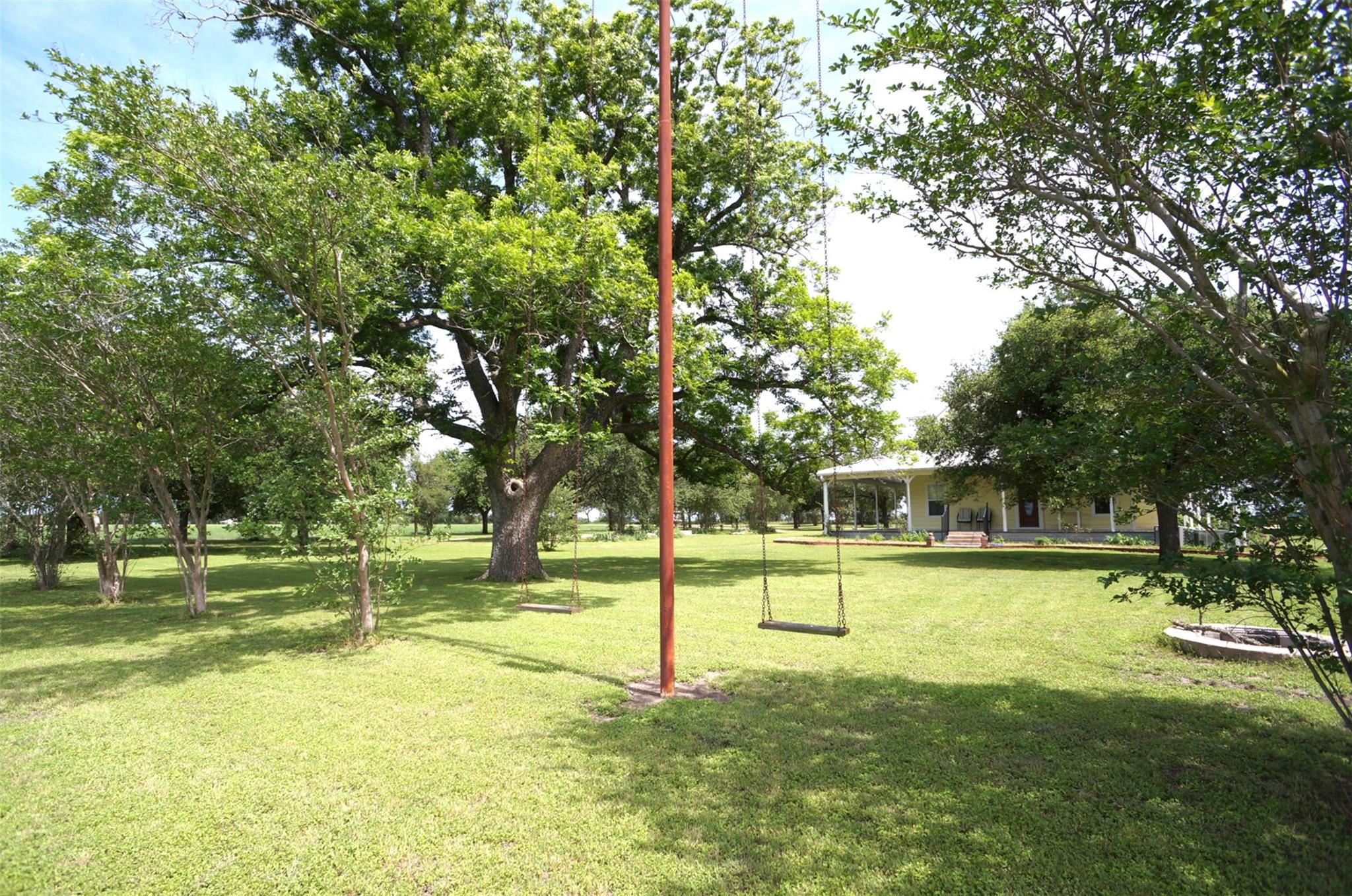1610 County Road 463 Elgin TX 78621