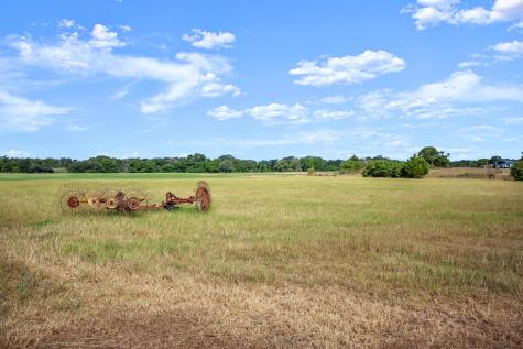 1099 Private Road 1061 Paige TX 78659