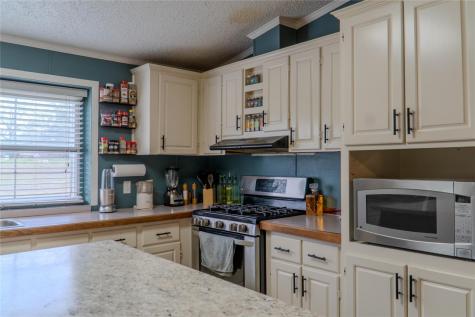 7519 Silvermine Road Harwood TX 78632