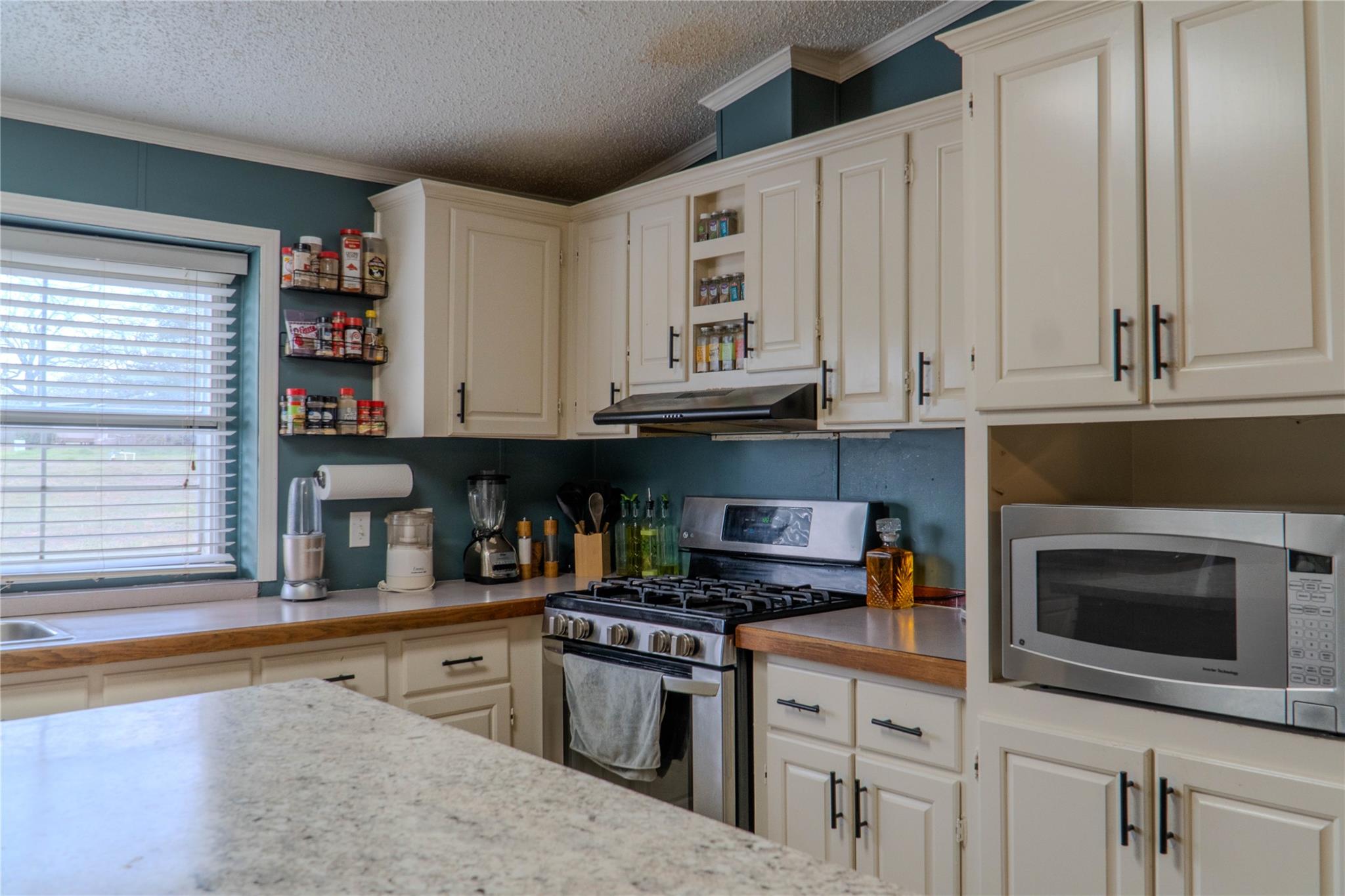 7519 Silvermine Road Harwood TX 78632