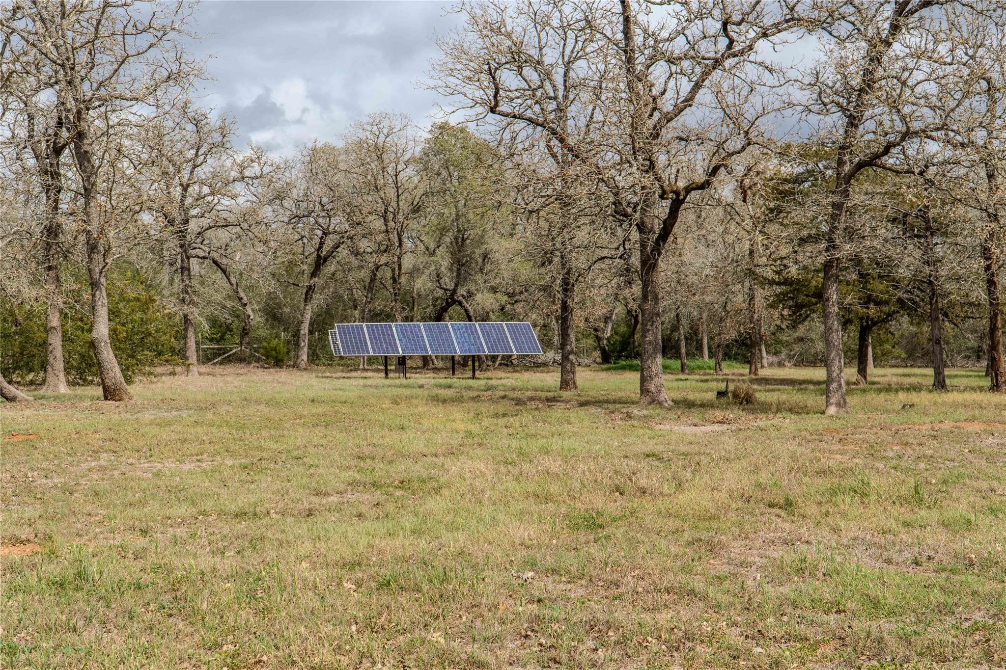 7519 Silvermine Road Harwood TX 78632