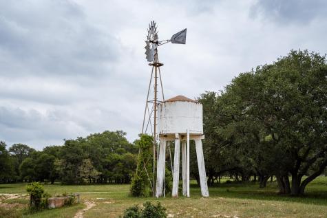 3814 Cr 19 Hallettsville TX 77964