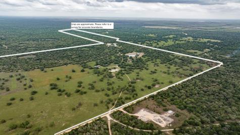 3814 Cr 19 Hallettsville TX 77964