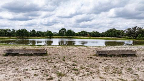 3814 Cr 19 Hallettsville TX 77964