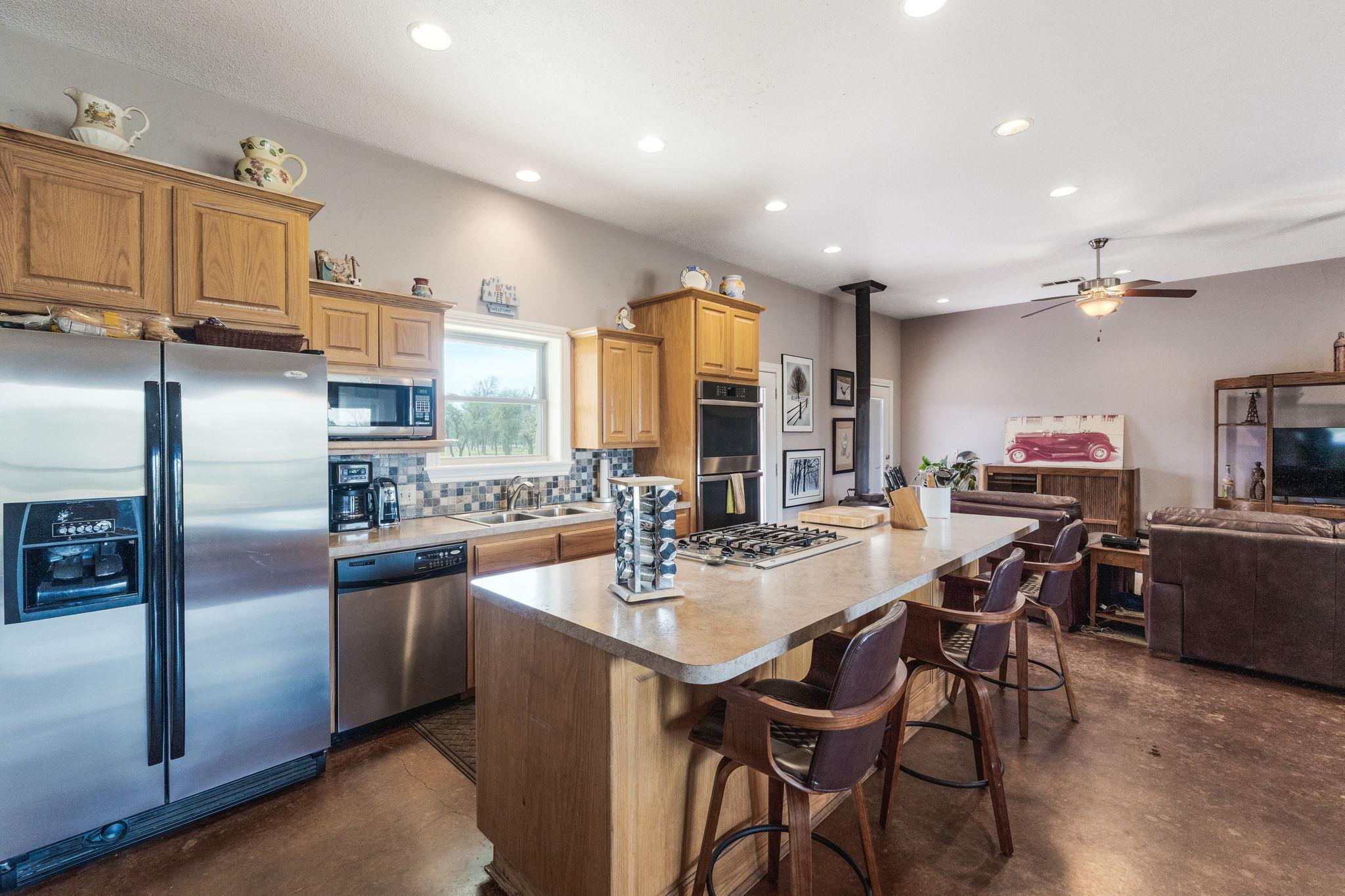 8089 E Fm 580 E Kempner TX 76539