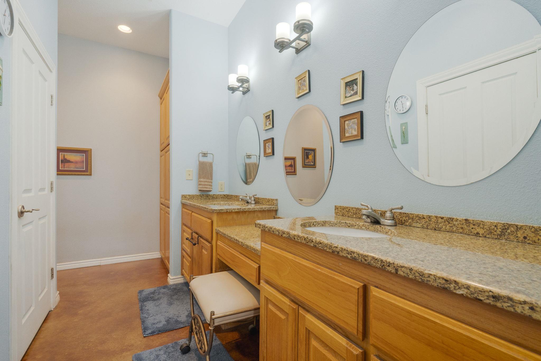 8089 E Fm 580 E Kempner TX 76539