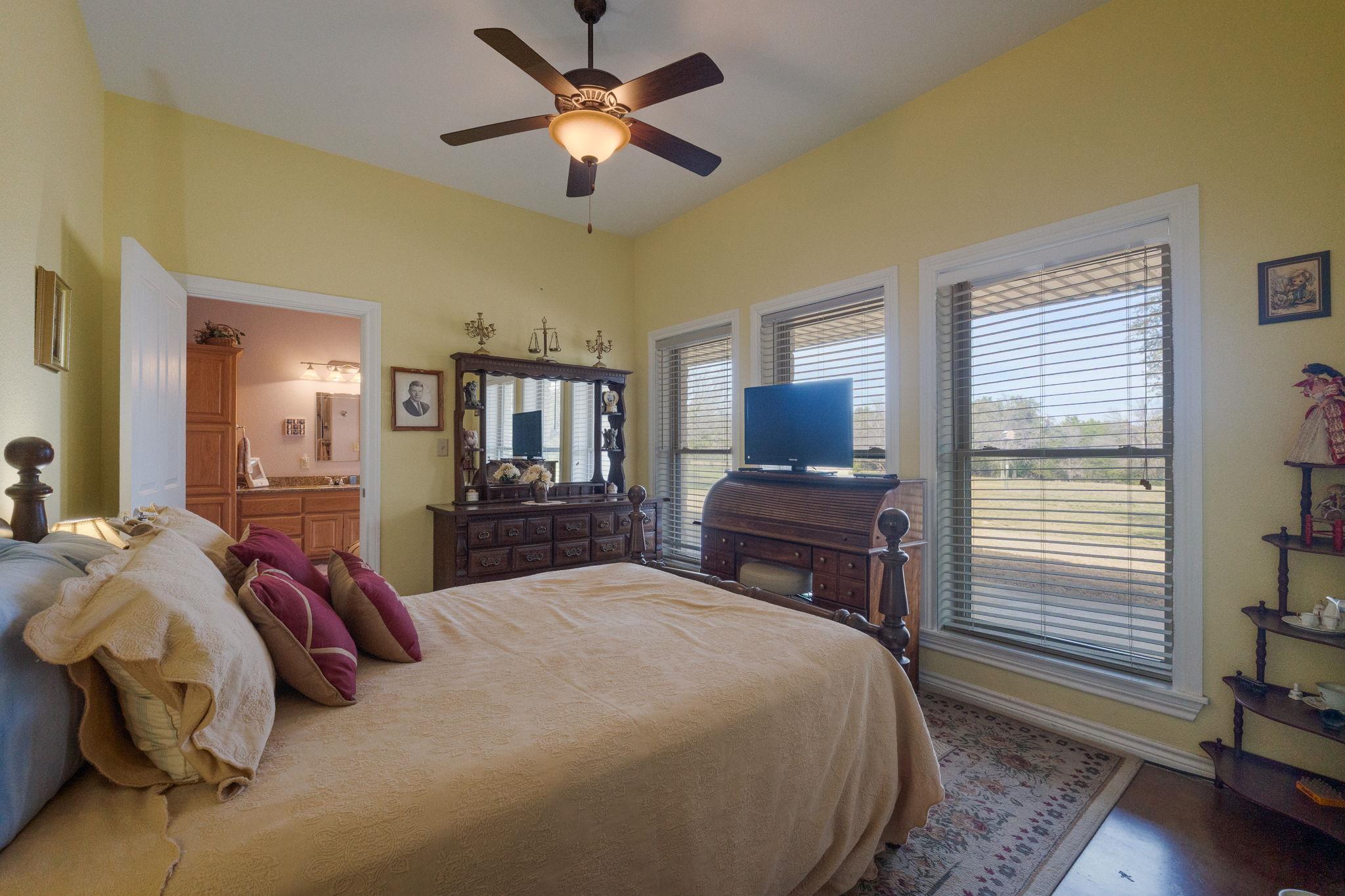8089 E Fm 580 E Kempner TX 76539