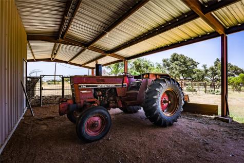 12350-65 N Highway 16 Highway Fredericksburg TX 78624
