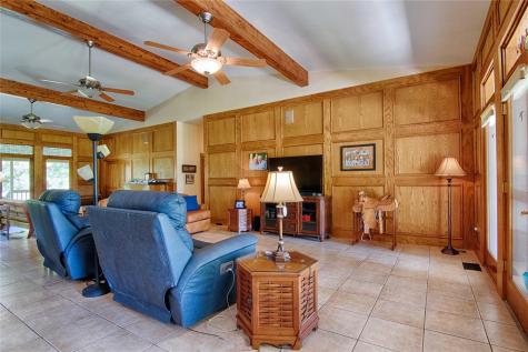 7755 Fm 1295 Moulton TX 77975