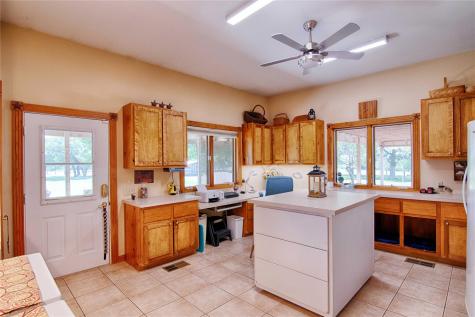 7755 Fm 1295 Moulton TX 77975