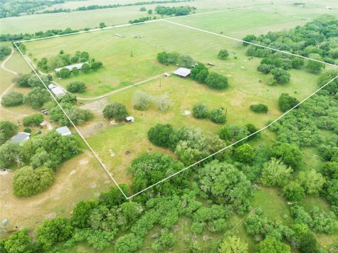 7755 Fm 1295 Moulton TX 77975