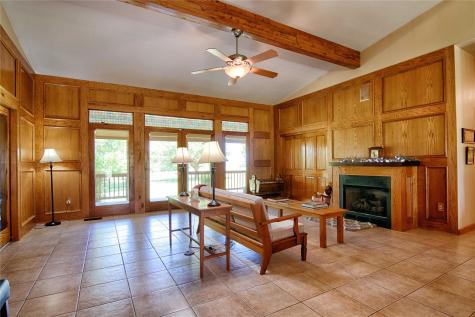 7755 Fm 1295 Moulton TX 77975