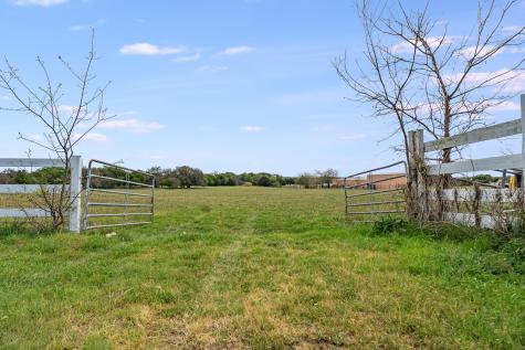 3680 County Road 245 Florence TX 76527
