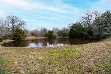 5100 Wood Duck Drive Flatonia TX 78959
