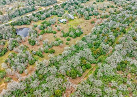 5100 Wood Duck Drive Flatonia TX 78959