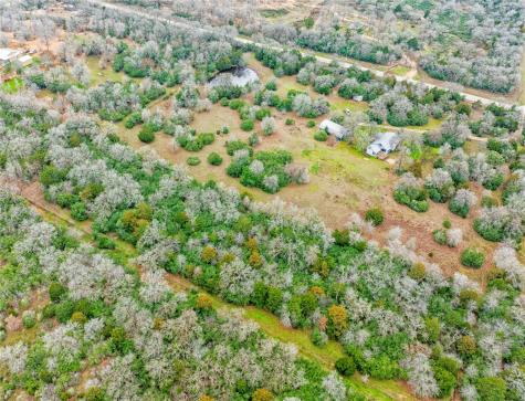 5100 Wood Duck Drive Flatonia TX 78959