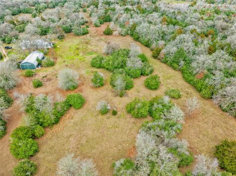 5100 Wood Duck Drive Flatonia TX 78959