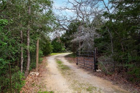 5100 Wood Duck Drive Flatonia TX 78959
