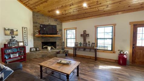13541 E Us Hwy 79 (+/-29 Acres) Gause TX 77857