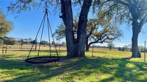 13541 E Us Hwy 79 (+/-29 Acres) Gause TX 77857