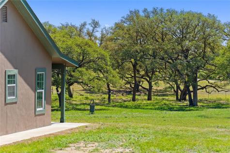 784 Ranch Road 2721 Johnson City TX 78636