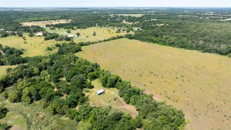 1717 County Road 402 Bartlett TX 76511