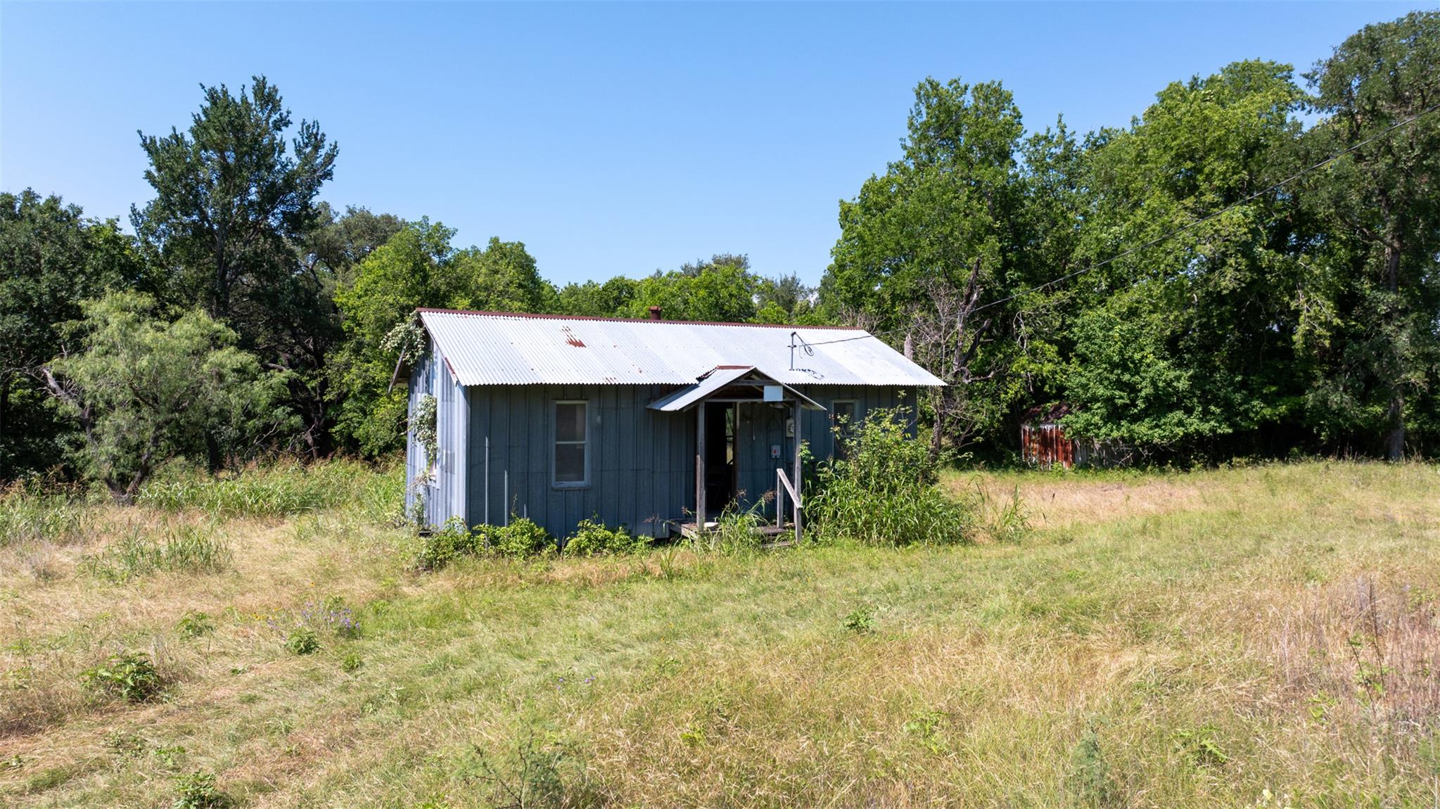 1717 County Road 402 Bartlett TX 76511