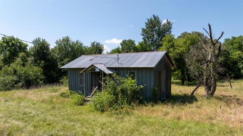 1717 County Road 402 Bartlett TX 76511