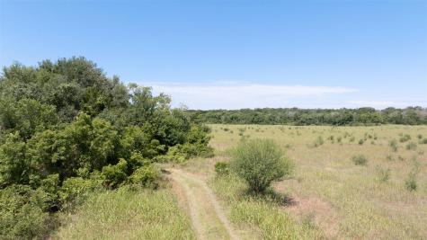 1717 County Road 402 Bartlett TX 76511
