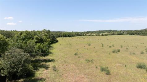 1717 County Road 402 Bartlett TX 76511