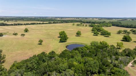 1717 County Road 402 Bartlett TX 76511