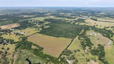 1717 County Road 402 Bartlett TX 76511