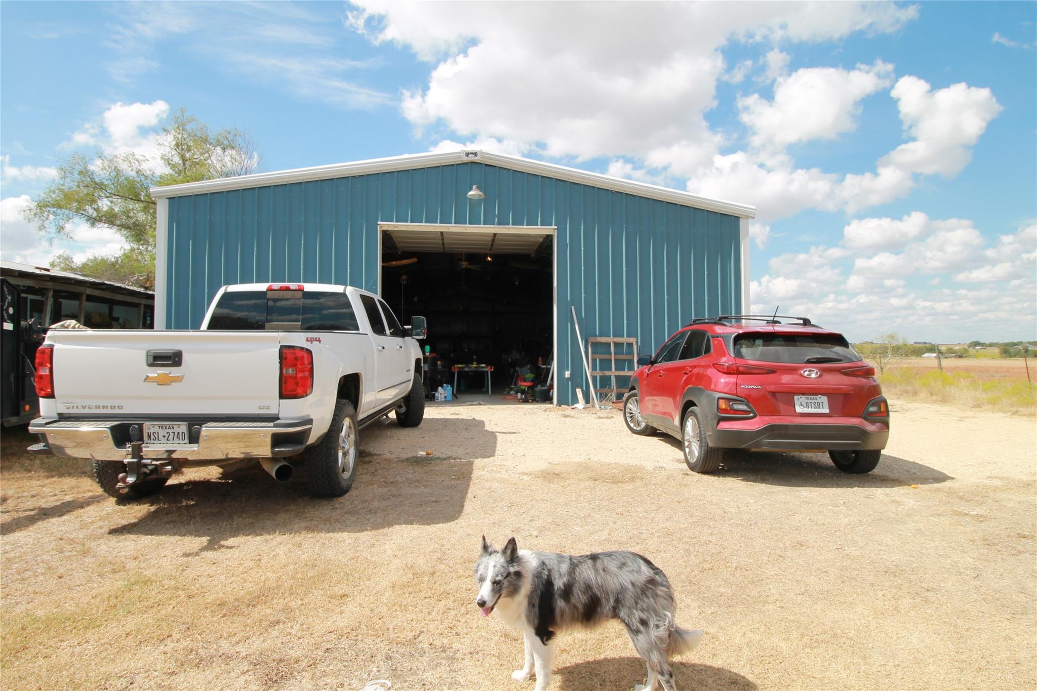 1875 Cr 466 Elgin TX 78621