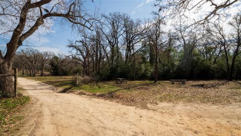 4066 County Road 448 Thorndale TX 76577