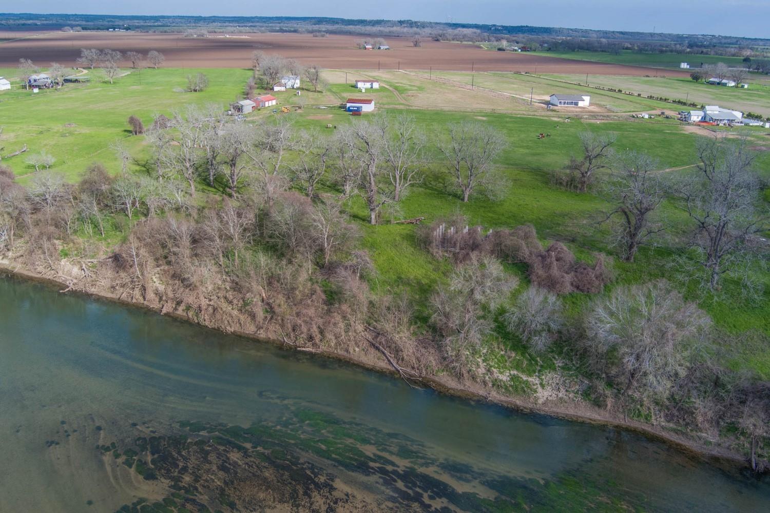 2940 Rabbs Prairie Road La Grange TX 78945
