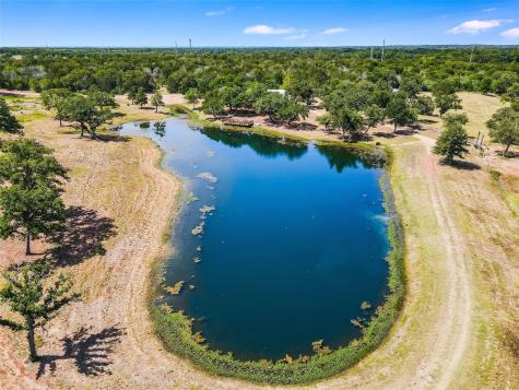 762 Karisch Road Giddings TX 78942