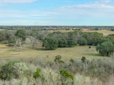 1820 South Old Smithville Road Flatonia TX 78941